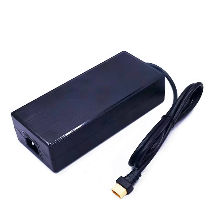 360 W namizni napajalnik
